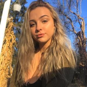 Meet your Posher, Hailey